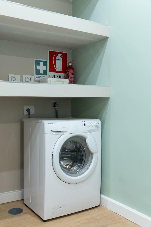 Beautiful Apartment In San Giovanni Close To Colosseo Rome Bagian luar foto