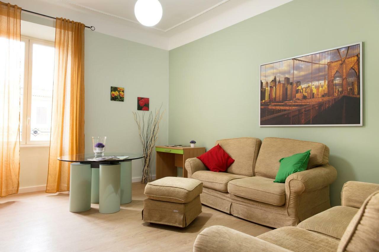 Beautiful Apartment In San Giovanni Close To Colosseo Rome Bagian luar foto