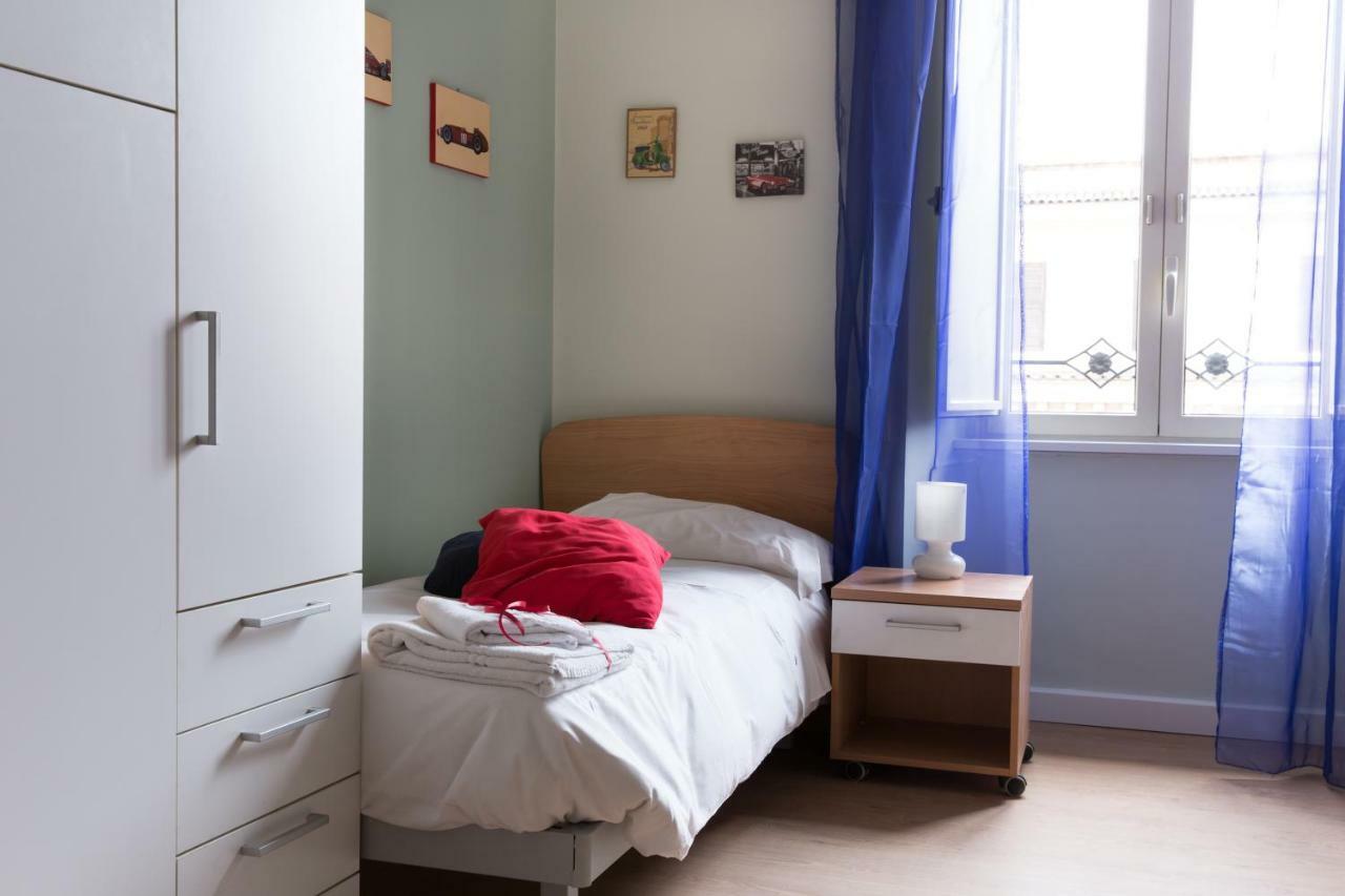 Beautiful Apartment In San Giovanni Close To Colosseo Rome Bagian luar foto