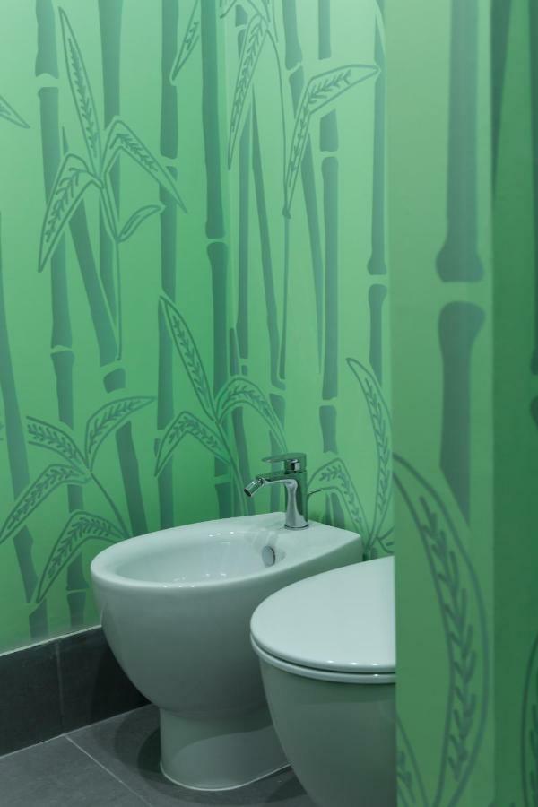Beautiful Apartment In San Giovanni Close To Colosseo Rome Bagian luar foto