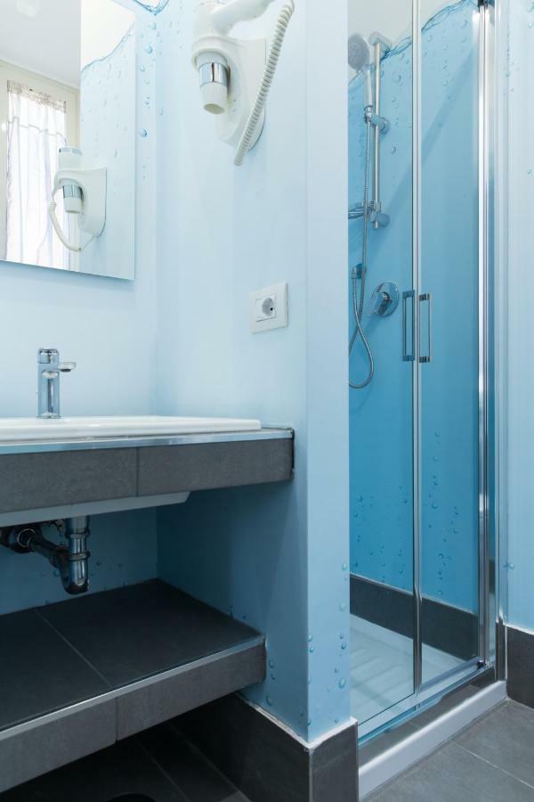 Beautiful Apartment In San Giovanni Close To Colosseo Rome Bagian luar foto